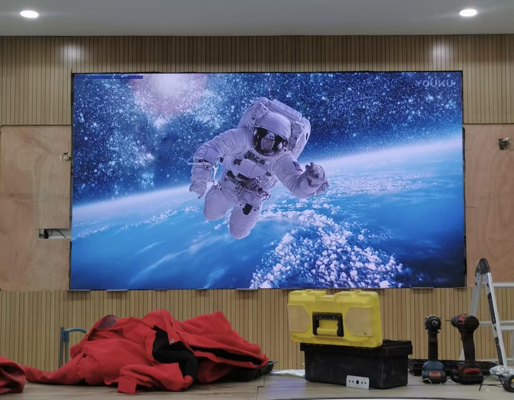 2025.11.28徐州某单位室内p2彩屏完工（kuang    da     wen  chang  xiao   qu）